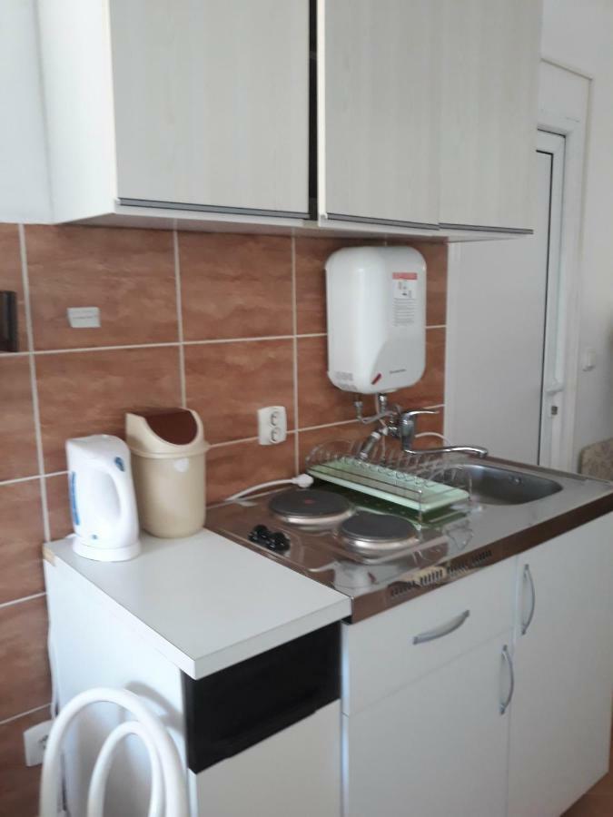 Apartments Jovanic With 2 Bedrooms Sutomore Room photo